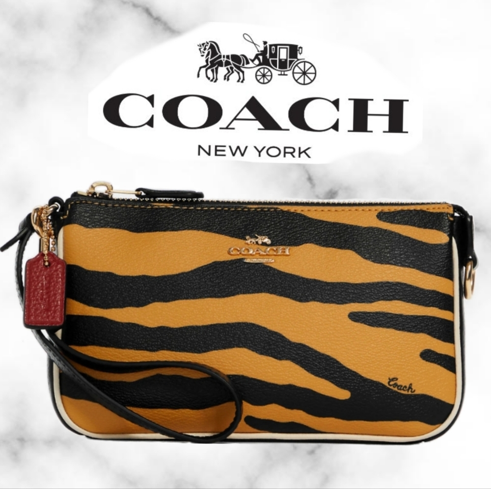 🐯Coach Nolita 19 With Tiger Print